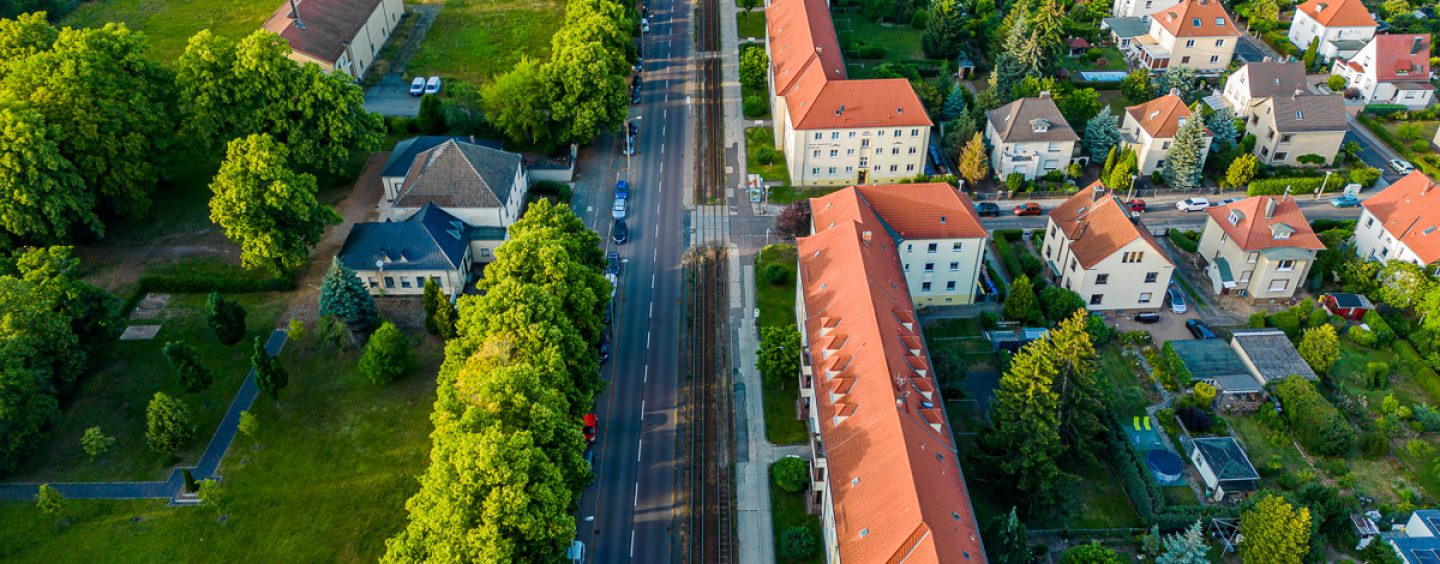 STADTBAHN: Verkehrsbau startet in der Dessauer Straße