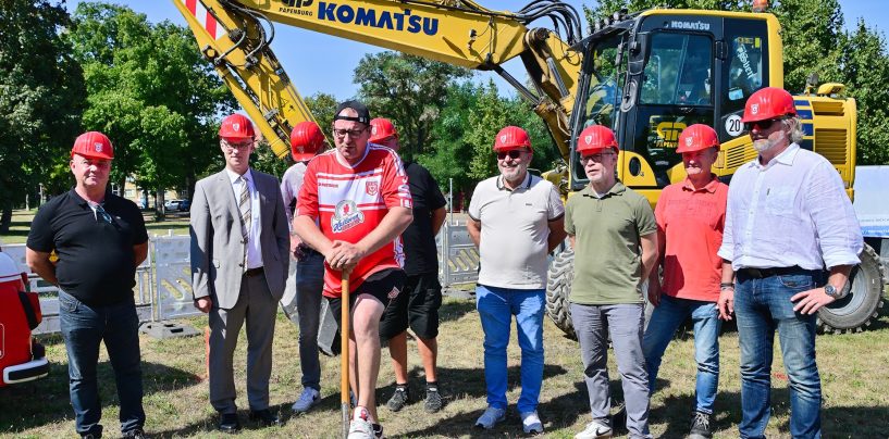 Hallescher FC setzt Spatenstich für neuen Fanshop am LEUNA-CHEMIE-STADION