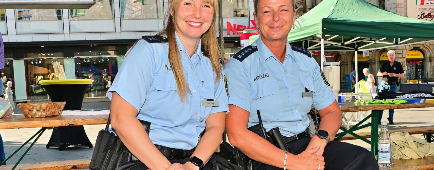 Präventionstag der Polizei in Halle: Sicherheit zum Anfassen