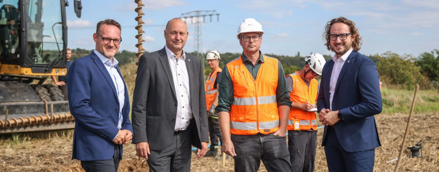 Start der Bohrungen für den künftigen Chemiepark in Merseburg