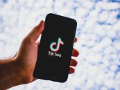 Realness, Vibe und Politik: Was läuft auf TikTok?